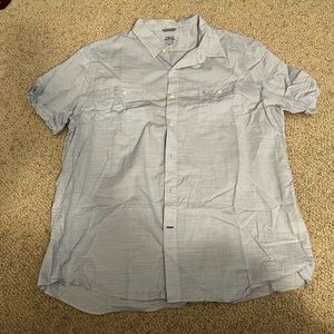 Izod Saltwater men’s shirt XXL, blue and white